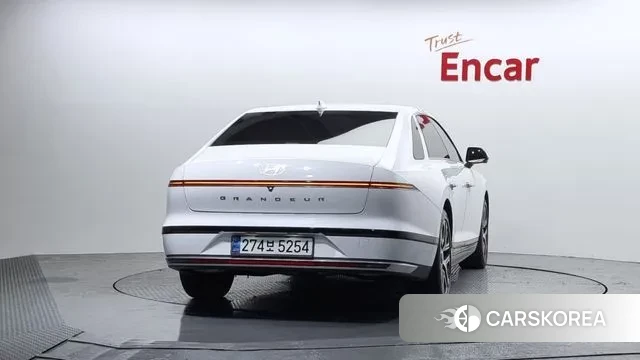 Hyundai Grandeur (GN7) id 3359750 из Кореи 14