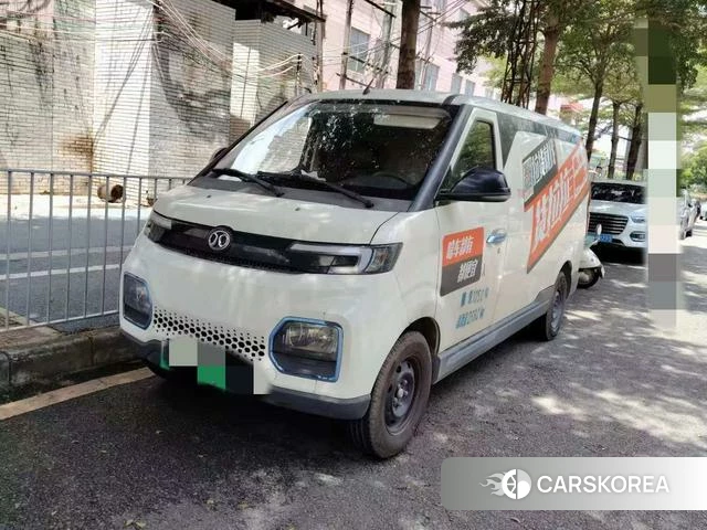 Beiqi Changhe BAIC EV5 2020 Белый из Китая, фото 4