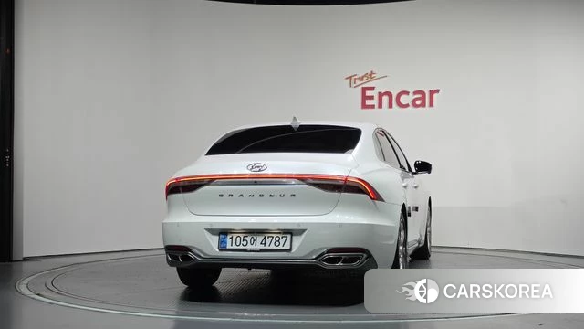 Hyundai The New Grandeur IG Hybrid id 4923352 из Кореи 28