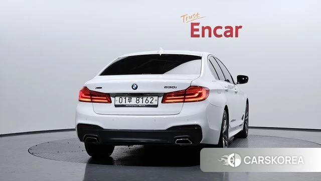 BMW 5 Series (G30) id 3886489 из Кореи 14