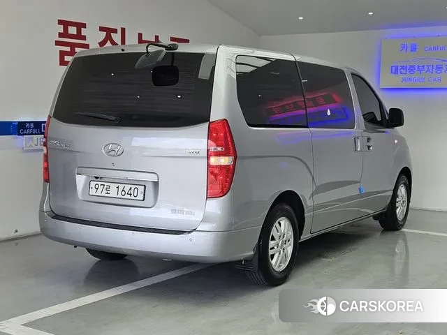 Hyundai The New Grand Starex id 3098239 из Кореи 14