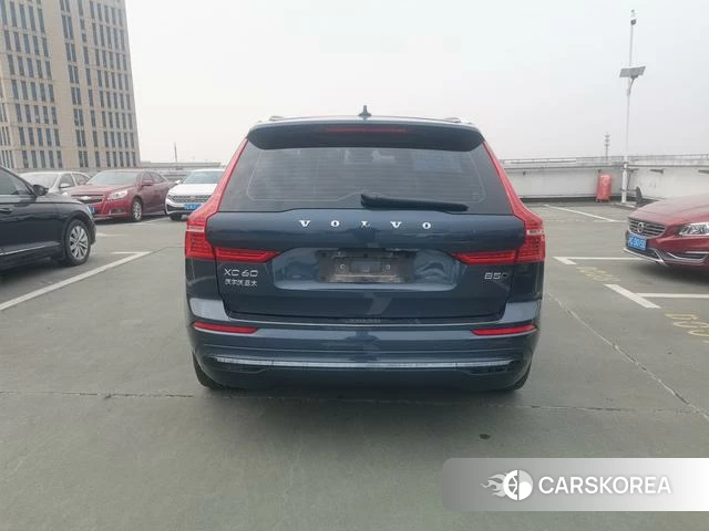 Volvo XC60 2023 Синий из Китая, фото 6