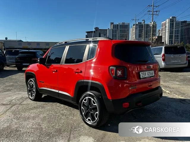 Jeep Renegade id 3568447 из Кореи 13