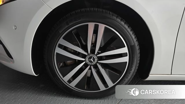 Mercedes-Benz A-Class W177 id 4697997 из Кореи 24