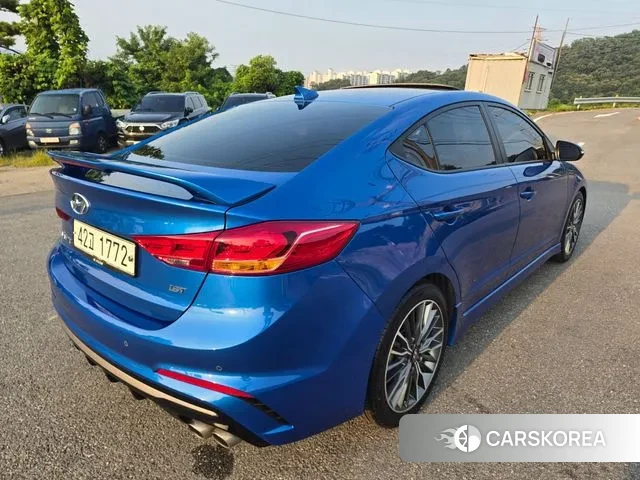 Hyundai Avante AD id 2981890 из Кореи 13