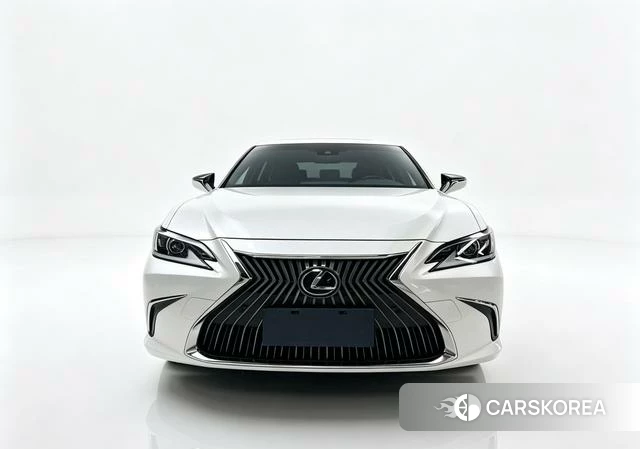 Lexus ES id 4276674 из Китая 28
