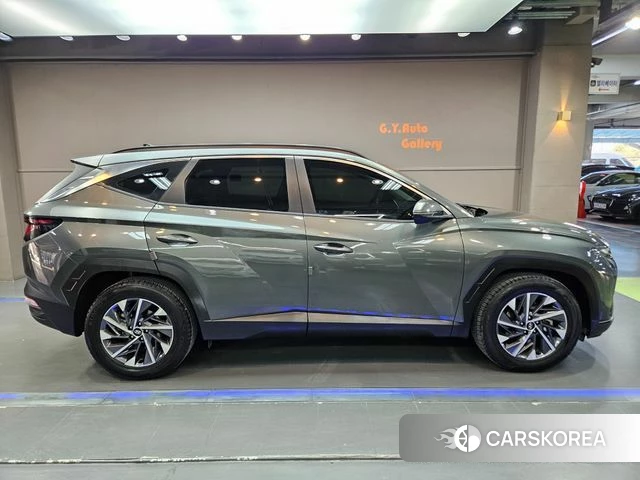 Hyundai Tucson (NX4) id 3812040 из Кореи 14