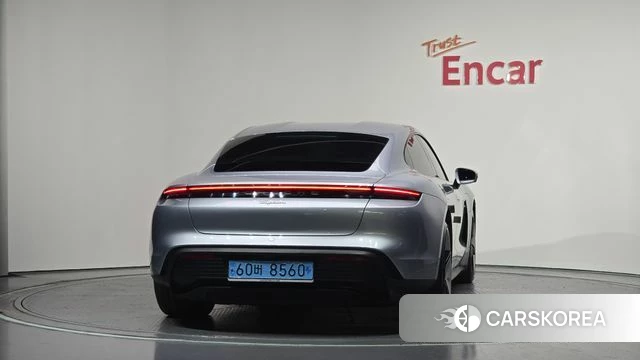 Porsche Taycan id 4423098 из Кореи 29