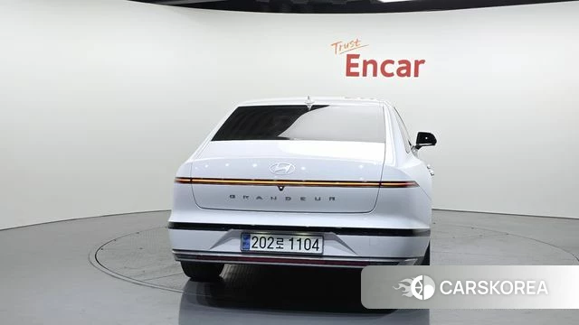 Hyundai Grandeur Hybrid (GN7) id 4194535 из Кореи 26