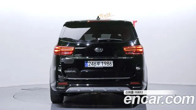 Kia The New Carnival id 2253733 из Кореи 14