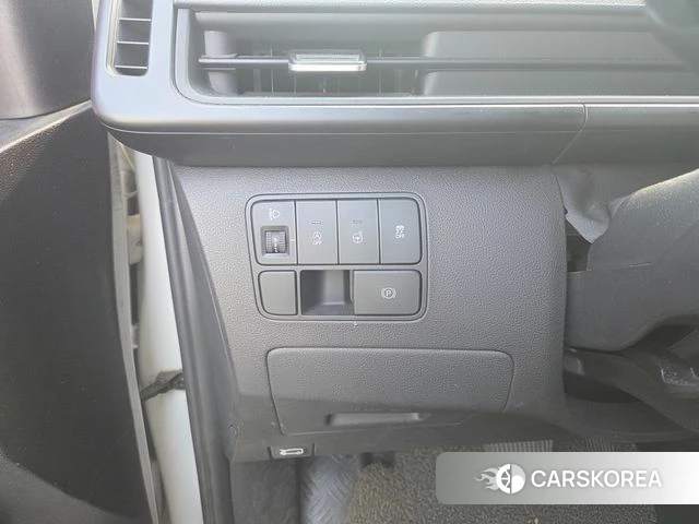 Hyundai Staria 2021 Белый из Кореи, фото 4