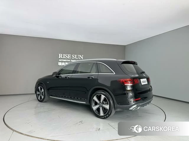 Mercedes-Benz GLC 2023 Черный из Китая, фото 4