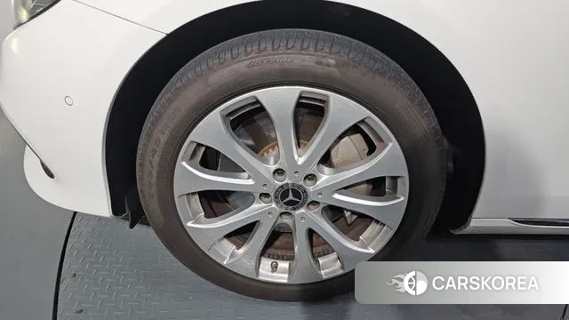 Mercedes-Benz E-Class W213 id 3029173 из Кореи 14