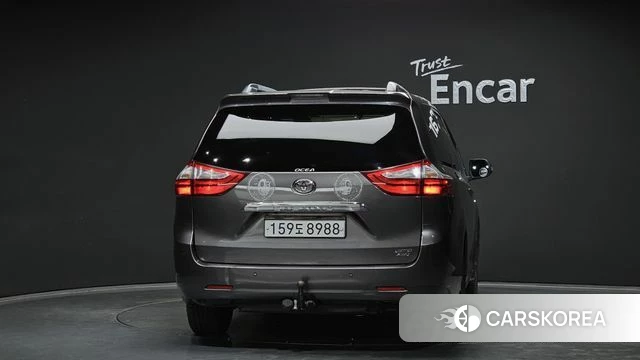 Toyota Sienna id 3942464 из Кореи 14