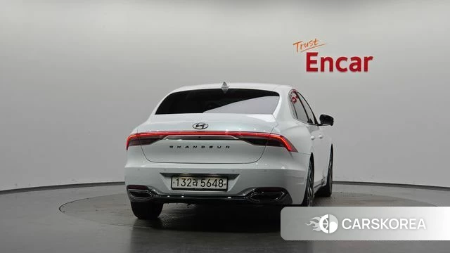 Hyundai The New Grandeur IG Hybrid id 4749922 из Кореи 26