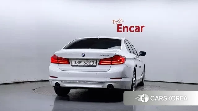 BMW 5 Series (G30) id 3188496 из Кореи 14