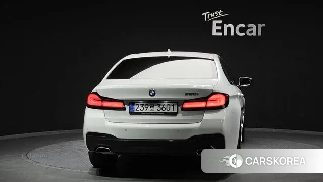 BMW 5 Series (G30) id 3016201 из Кореи 14