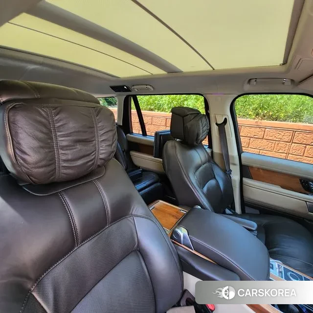 Land Rover Range Rover 4th Generation 2020 Светло-серебряный цвет из Кореи, фото 5