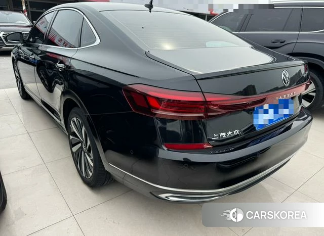Volkswagen Passat id 4314694 из Китая 9