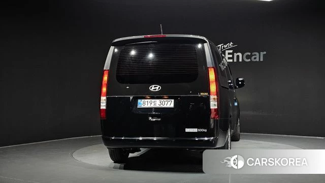 Hyundai Staria id 4487826 из Кореи 14