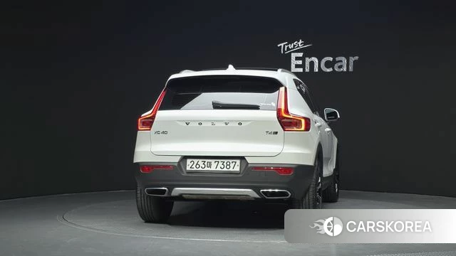 Volvo XC40 id 3828324 из Кореи 14