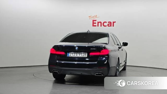 BMW 5 Series (G30) id 3832762 из Кореи 14