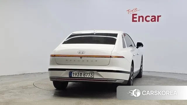 Hyundai Grandeur (GN7) id 3634500 из Кореи 14