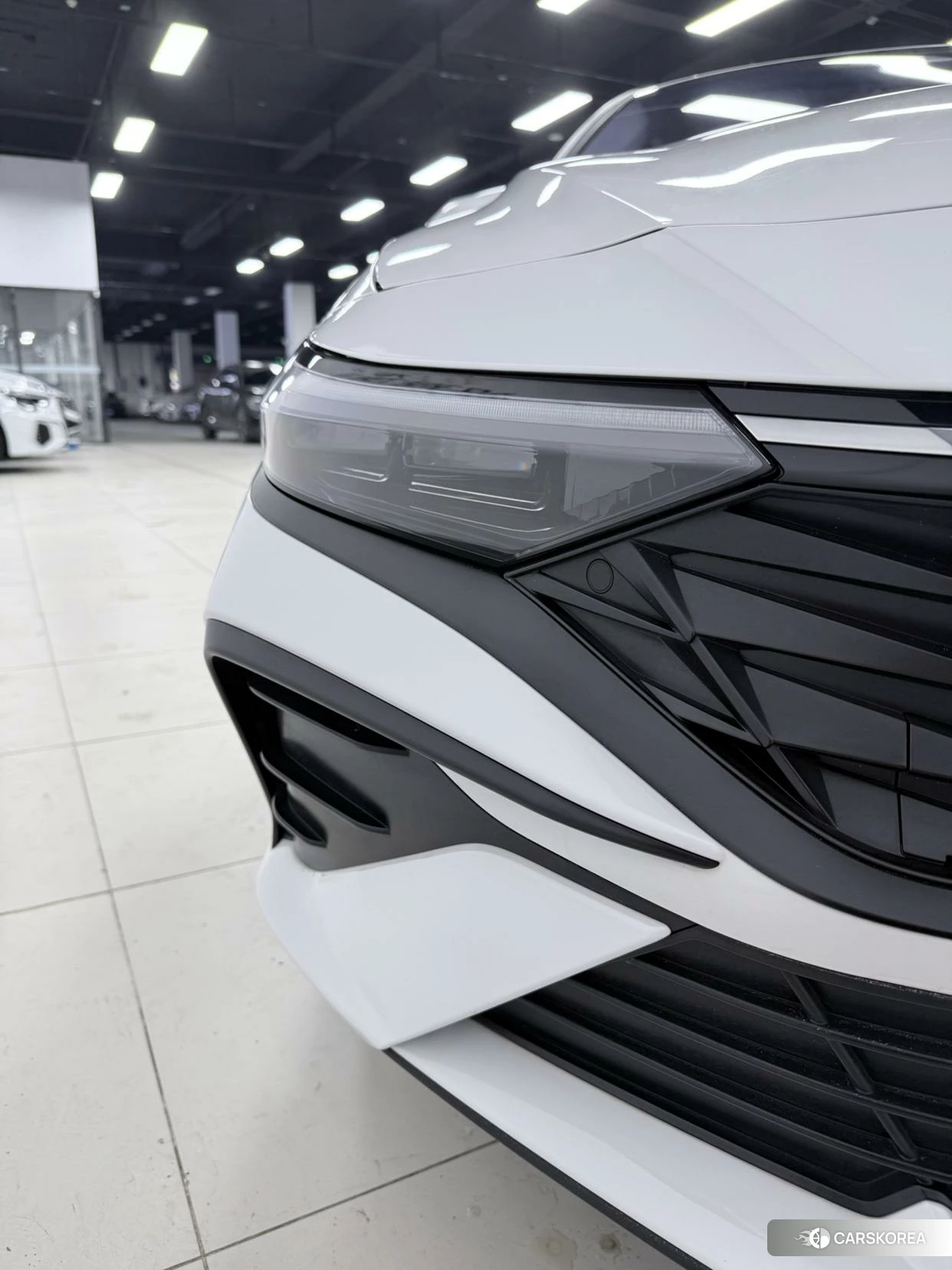 Hyundai Elantra id 4455275 из Китая 18