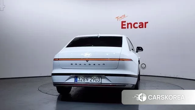 Hyundai Grandeur (GN7) id 3711650 из Кореи 14