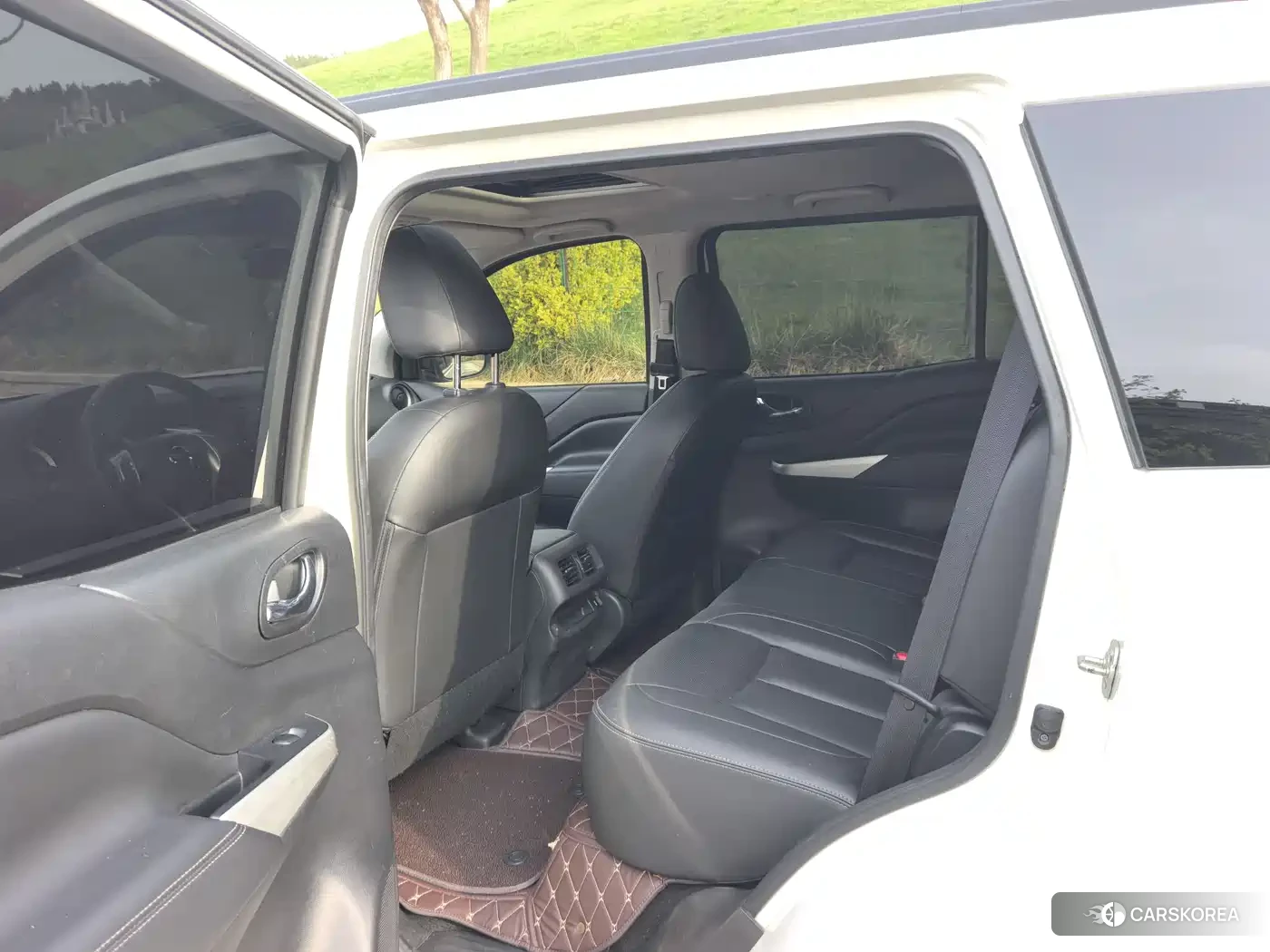Nissan Terra id 4570441 из Китая 10