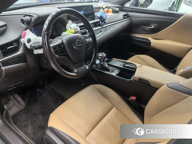Lexus ES id 4300097 из Китая 20