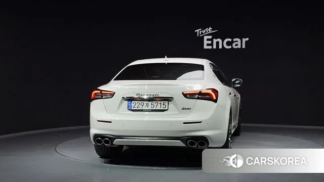 Maserati Ghibli id 3053443 из Кореи 14