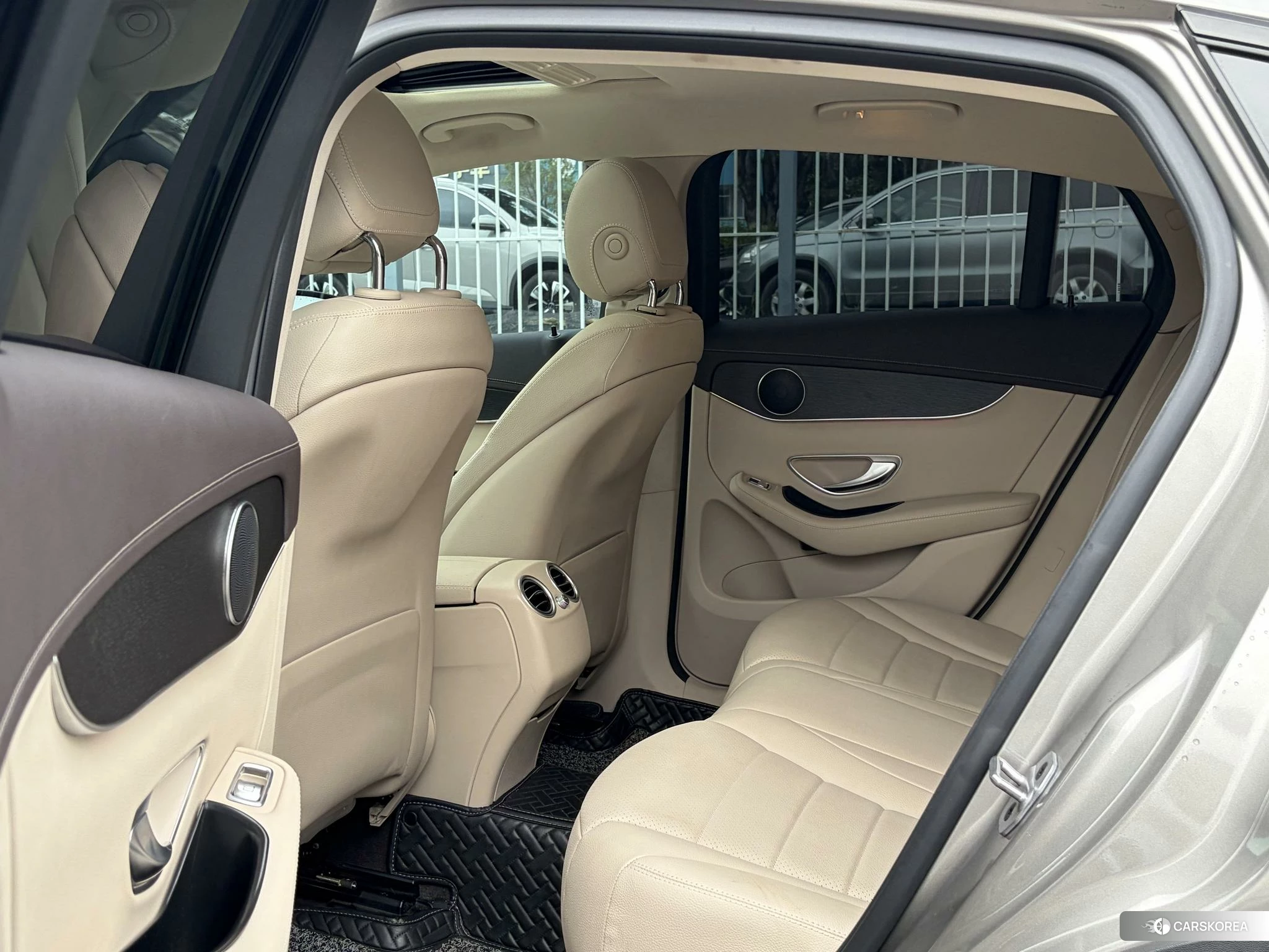 Mercedes-Benz GLC Coupe id 4485298 из Китая 18