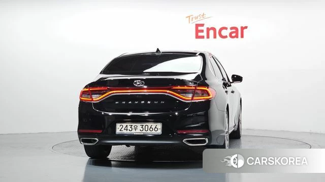 Hyundai Grandeur IG id 4371818 из Кореи 14