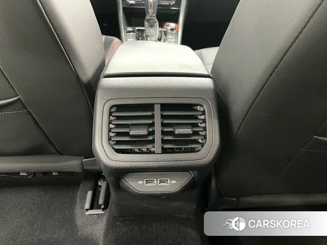 Volkswagen Bora id 4359405 из Китая 13