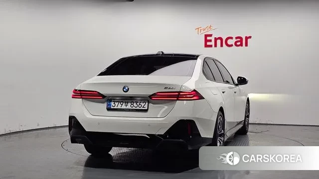 BMW 5 Series (G60) id 2968358 из Кореи 14