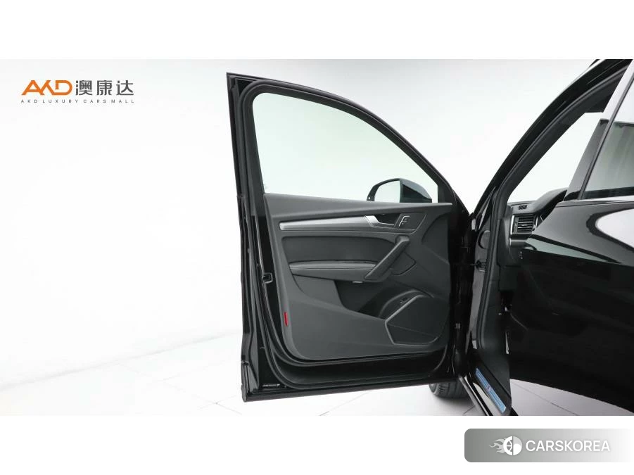 Audi Q5L 2023 Черный из Китая, фото 4