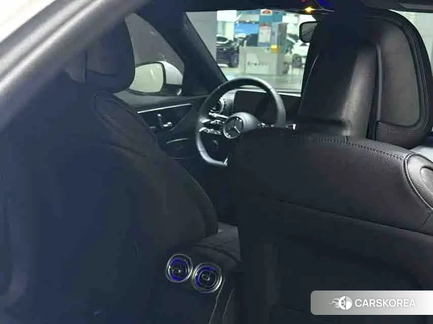 Mercedes-Benz C-class 2024 Белый из Китая, фото 4