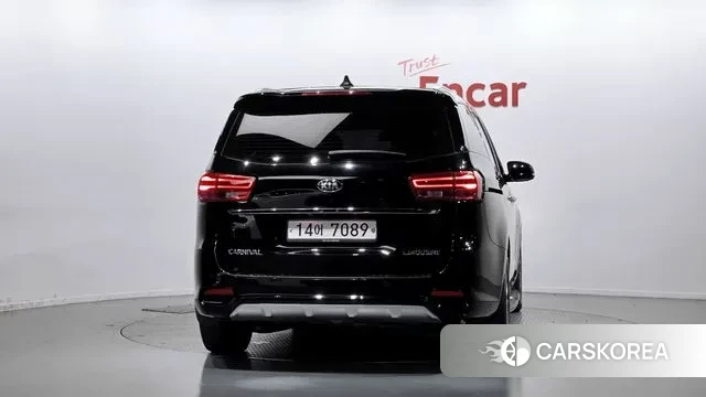 Kia The New Carnival id 3514997 из Кореи 14