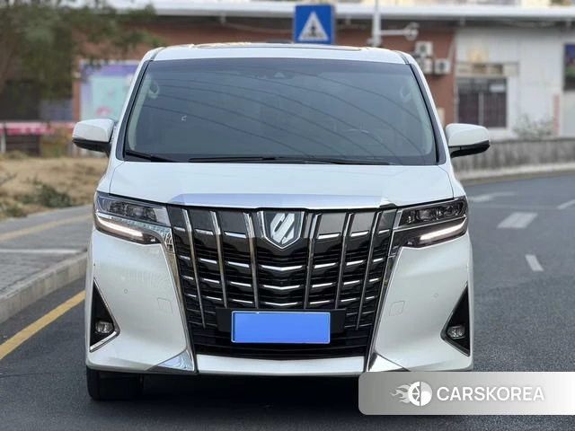 Toyota Elfa id 4328529 из Китая 14