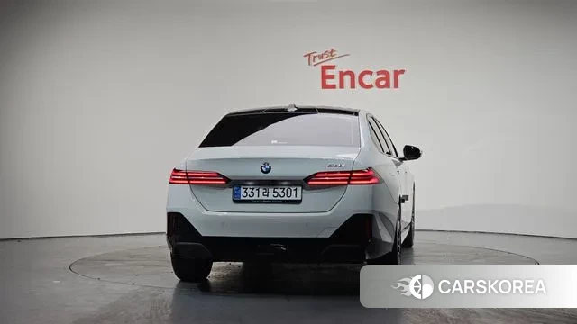 BMW 5 Series (G60) id 3477399 из Кореи 15