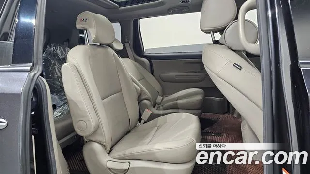 Kia The New Carnival id 2701855 из Кореи 14