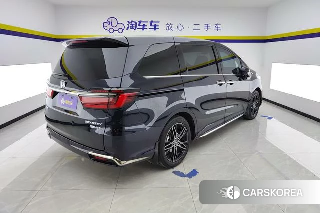 Honda Odyssey id 3840621 из Китая 11