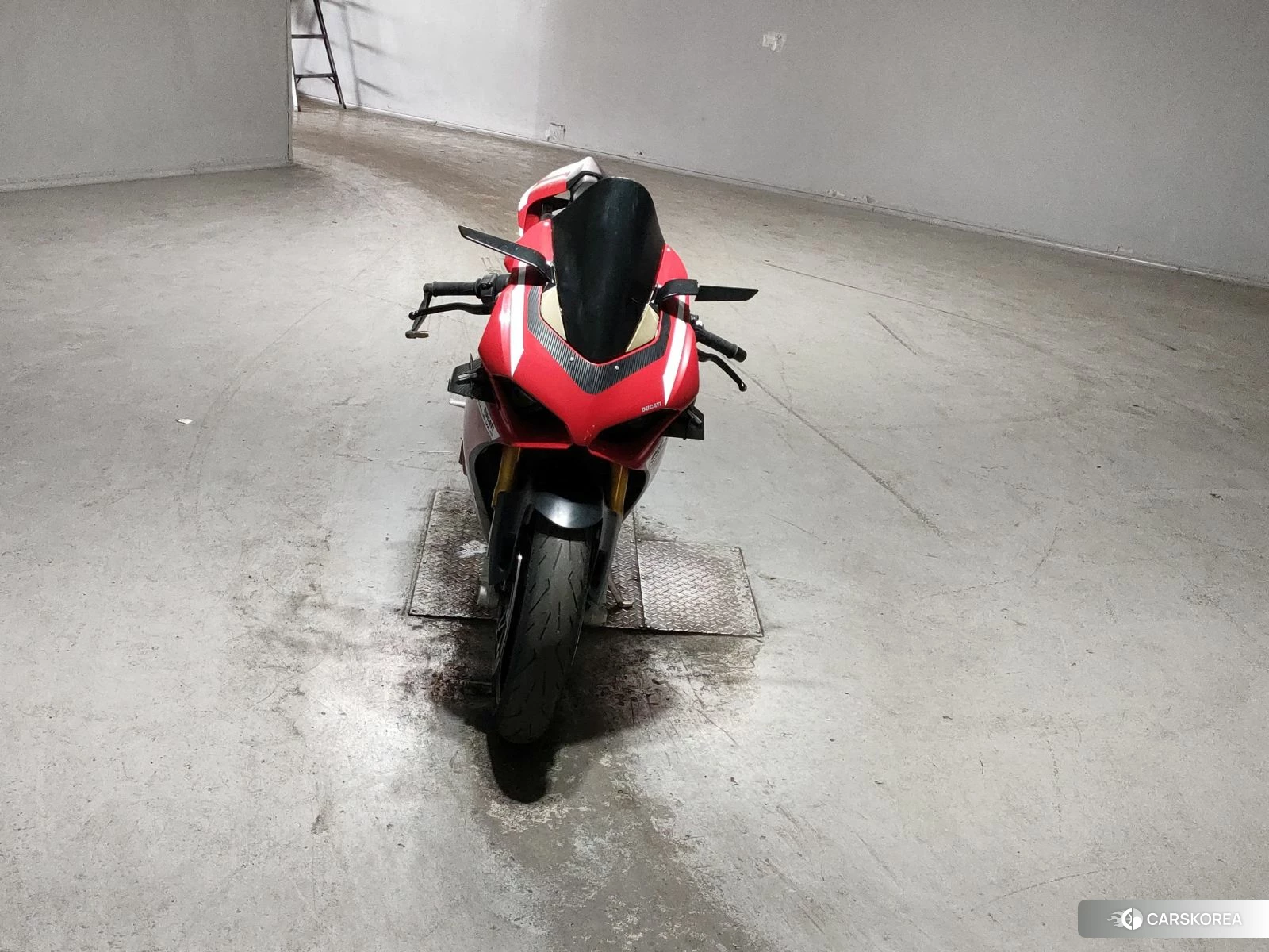 Ducati PANIGALE V4 S 2019 из Японии, фото 2