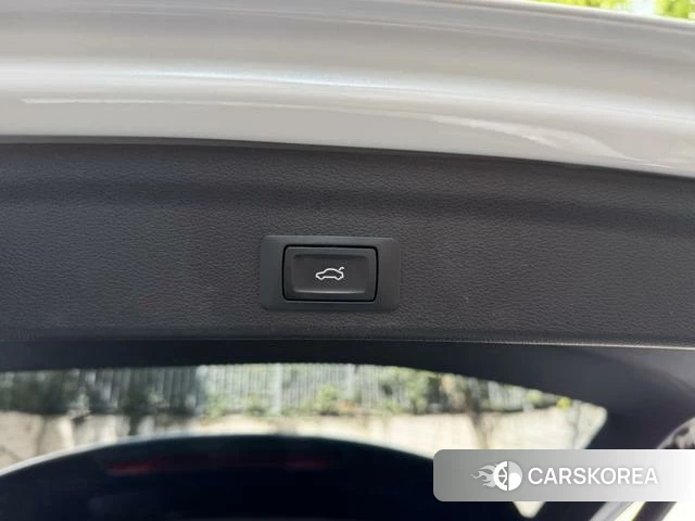 Audi Q3 id 4218756 из Китая 12