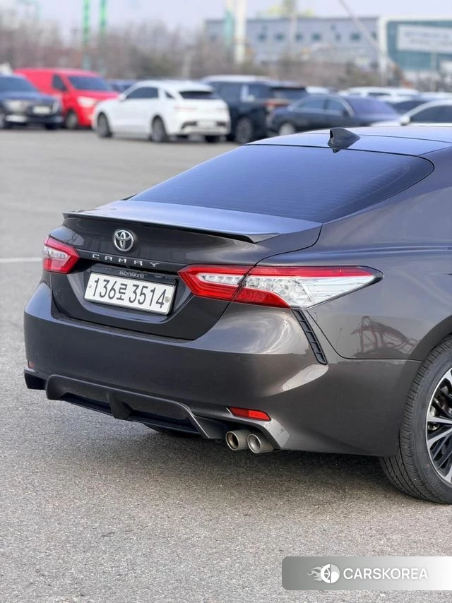 Toyota Camry (XV70) id 3965604 из Кореи 14