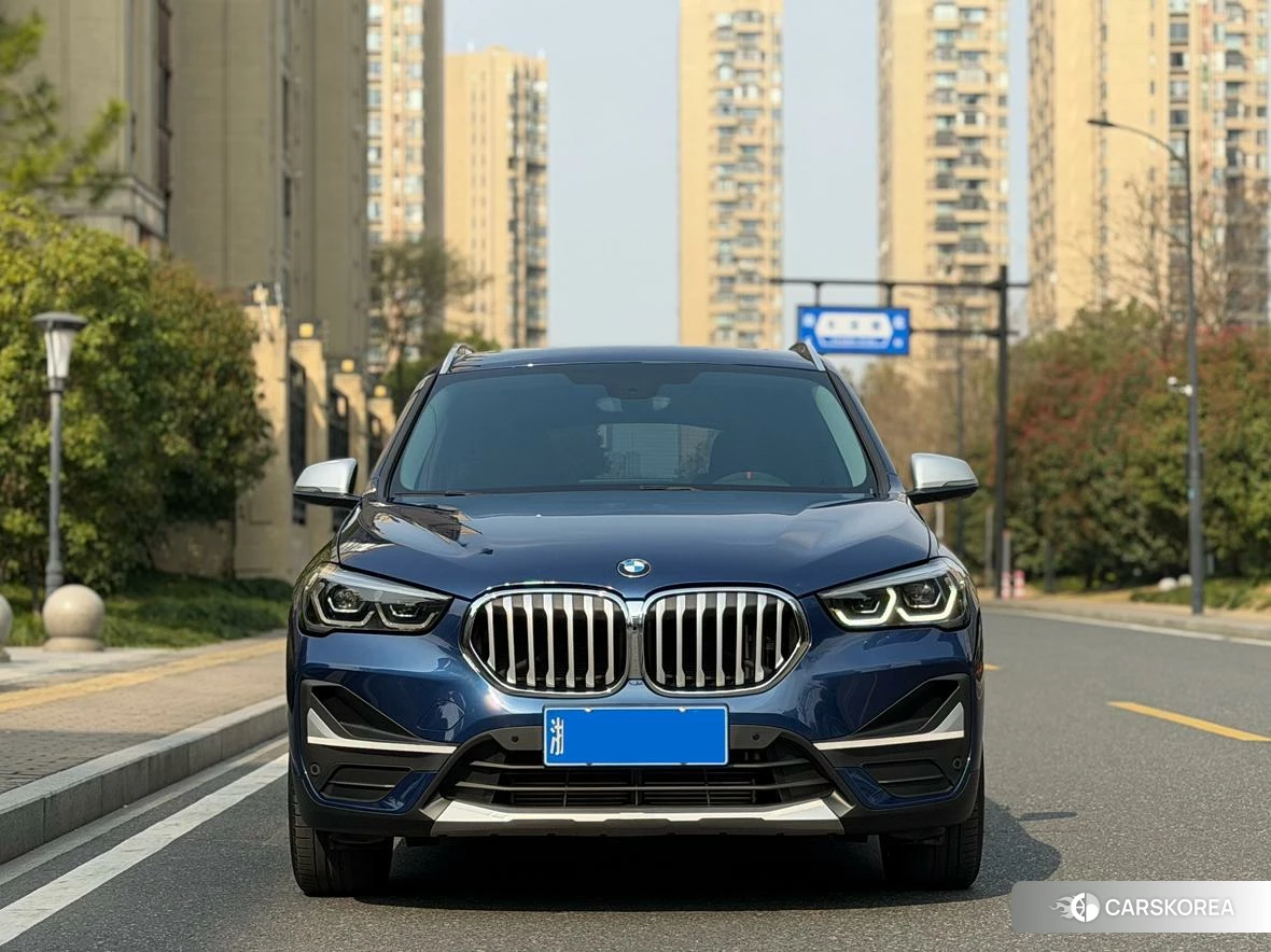 BMW X1 2021 Синий из Китая, фото 4