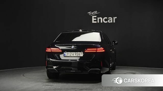 BMW 5 Series (G60) id 4602446 из Кореи 27