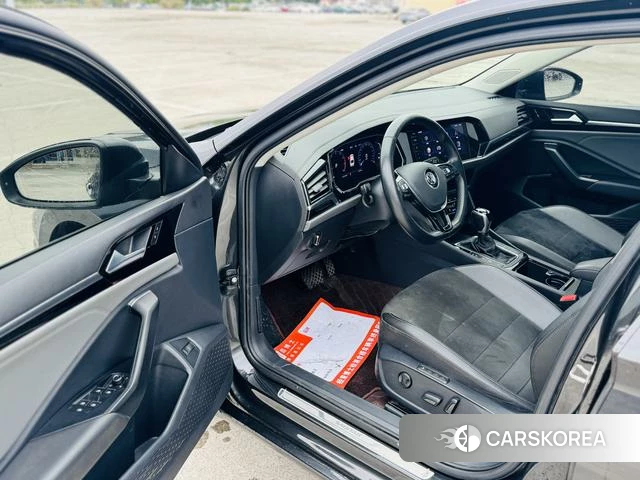Volkswagen Sagitar 2021 Темно-серый из Китая, фото 4