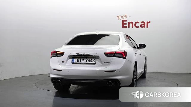 Maserati Ghibli id 3893938 из Кореи 14